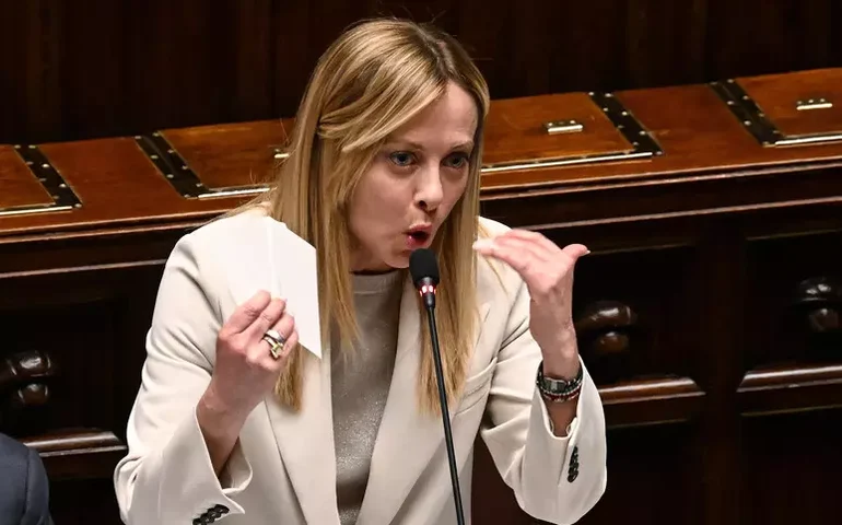 Meloni descarta pedir voto de confiança do Parlamento após referendo