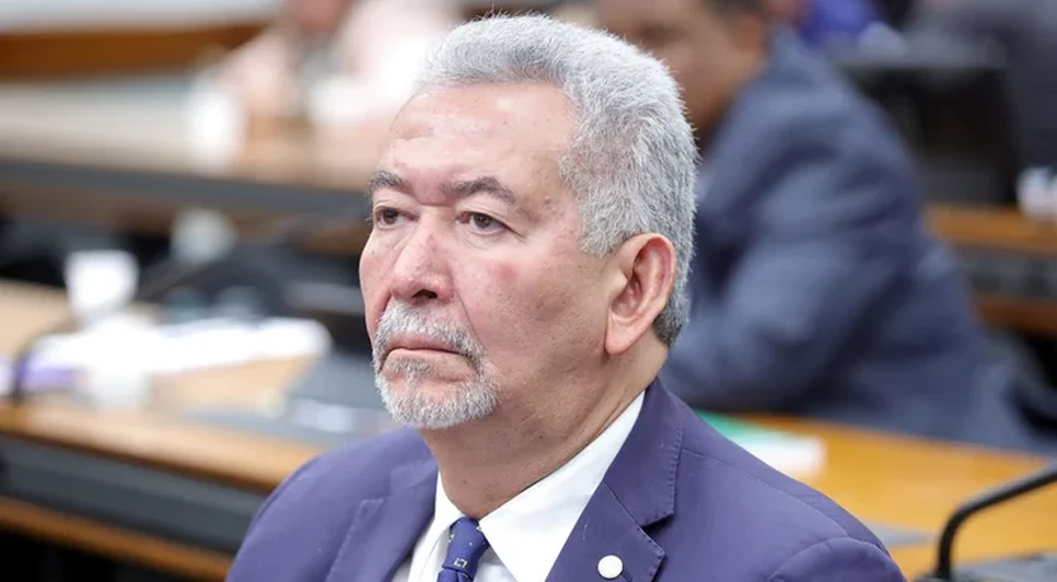 O deputado federal Paulão / Foto: Mário Agra/Câmara dos Deputados