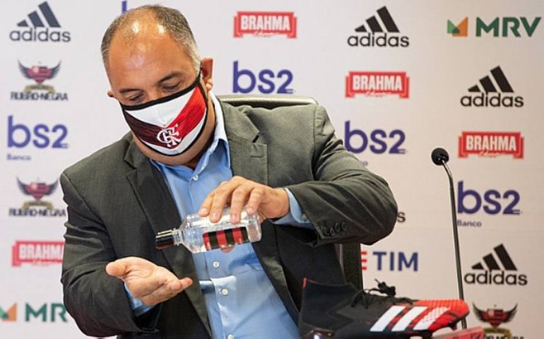 Vice do Fla ironiza especulação sobre Jorge Jesus no Barcelona: &#8216;Durmo tranquilo&#8217;