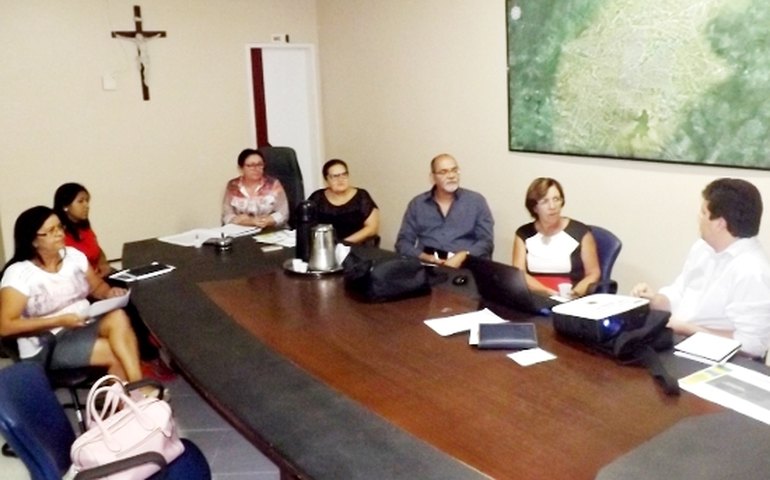 Arapiraca: Ação acompanha frequência e localiza 1.300 alunos Bolsa Família