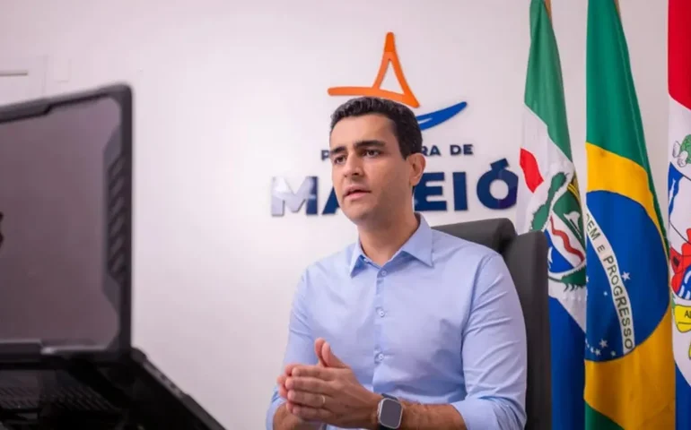 Erro da administração de JHC está no interno e no silêncio para tais respostas públicas