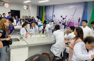 Digitalização do atendimento ajuda Estácio a reorganizar jornada de mais de 800 mil alunos