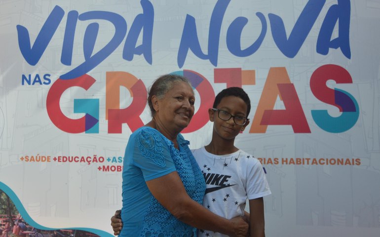 Sesau promove 600 atendimentos durante mais uma edição do Programa Vida Nova nas Grotas