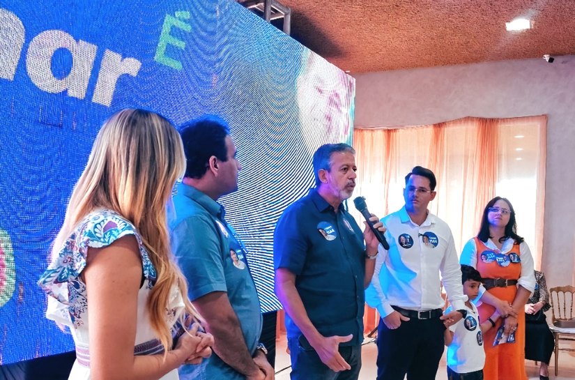 Arthur Lira recebe o carinho de mulheres líderes da Assembleia de Deus e afirma que pauta feminina estará entre suas prioridades no Senado