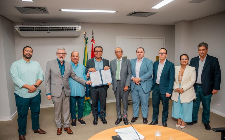 Governo de Alagoas firma parceria com Instituto do Coração de SP e Fundação Zerbini