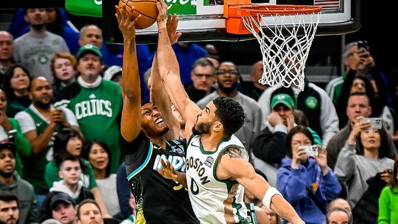 Celtics vencem e mantém melhor campanha da NBA; Embiid volta, mas não impede derrota dos 76ers