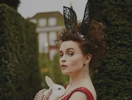 Helena Bonham Carter deixa elenco da 4ª temporada de 'The White Lotus'