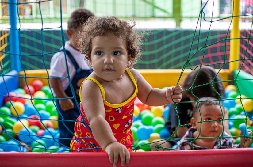 Programa Primeira Infância Cidadã beneficia mais de mil famílias em Maceió
