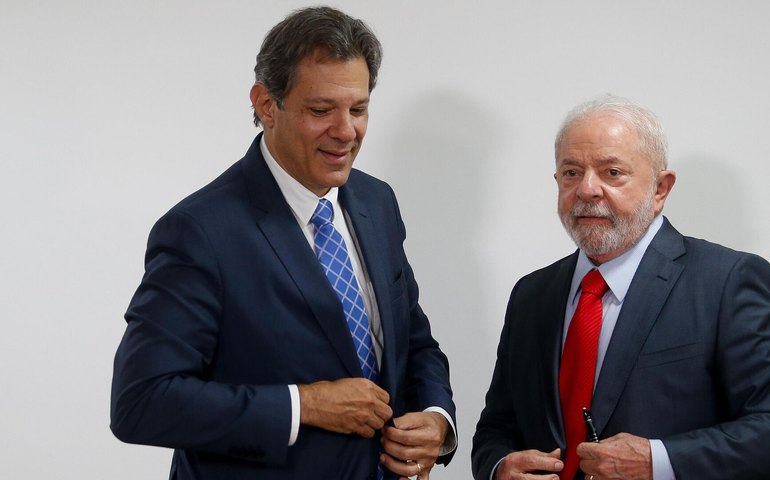 Lula articula candidatura de Haddad ao governo de São Paulo, diz imprensa
