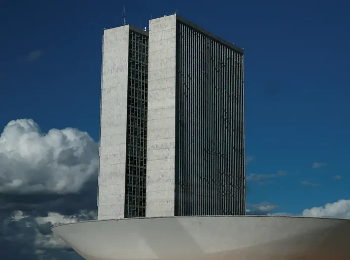Câmara dos Deputados autoriza a realização de concurso público