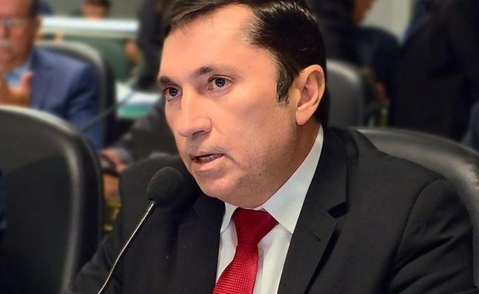 O vereador Rogério Nezinho