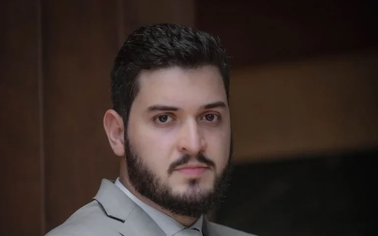 Naide Wolut Advogados consegue suspender leilão de imóvel após Justiça identificar indícios de juros abusivos em dívida entre particulares