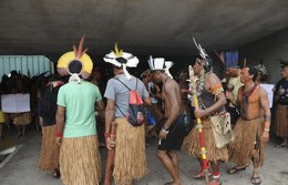 Brasil tem quase 1 milhão de indígenas fora de áreas demarcadas