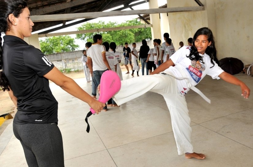 Secretaria seleciona entidades para executar programa Na Base do Esporte