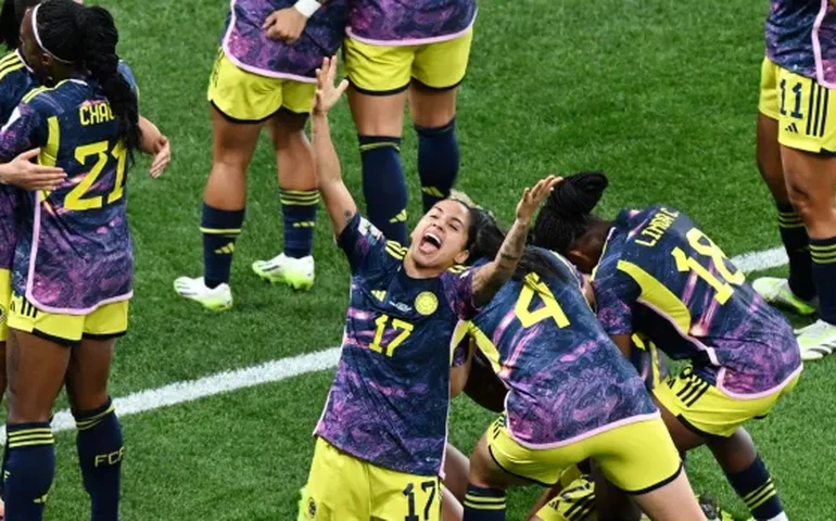 Em jogaço, Colômbia surpreende Alemanha em Sydney e marca 2 a 1