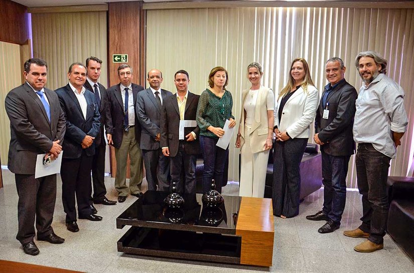 Presidente Rosa realiza 1ª reunião com os novos diretores do TCE-AL