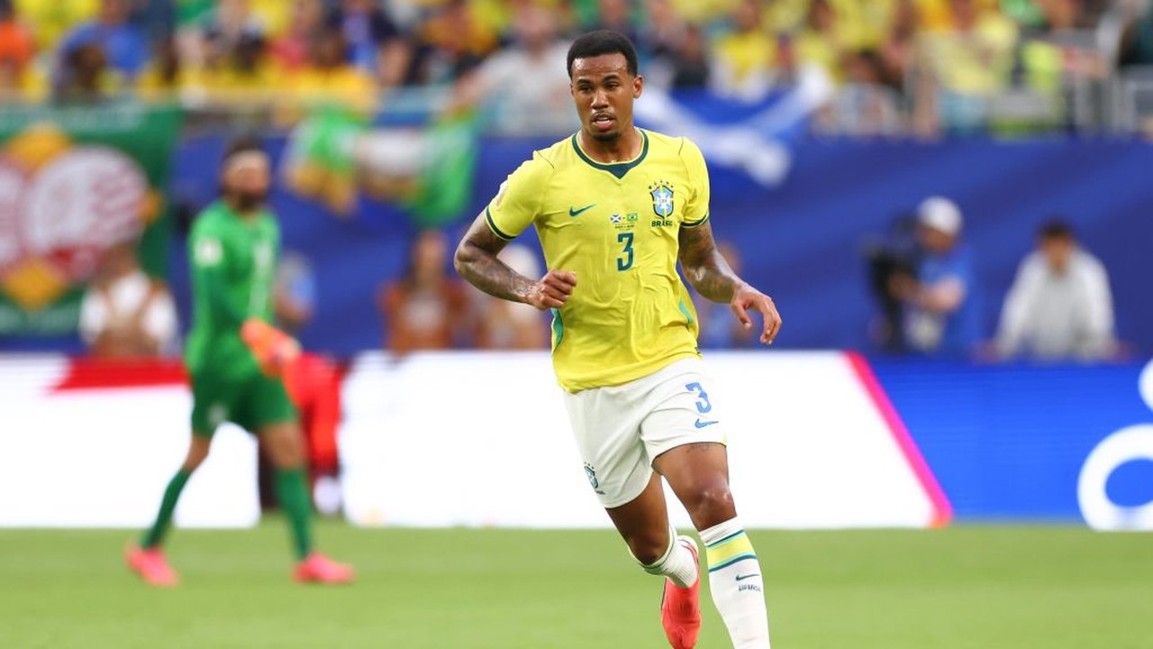 Brasil tem representante entre os zagueiros mais caros do mundo; veja lista