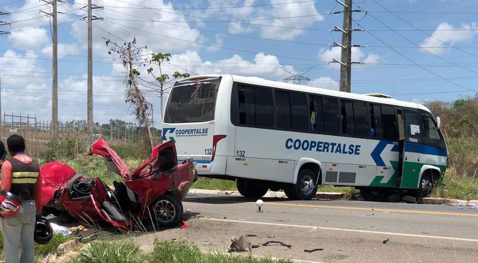 Acidente grave deixa um morto e quatro feridos em Socorro