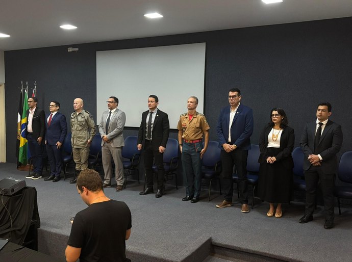 Comandante-geral dos Bombeiros participa da abertura do Curso de Operações de Inteligência