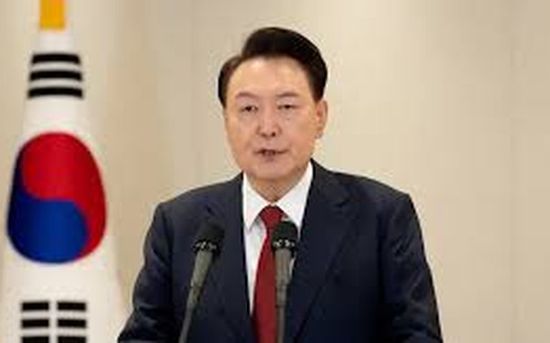 Na Coreia do Sul, tribunal determina libertação do presidente deposto