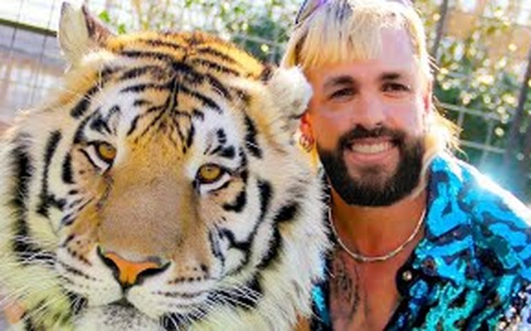 'A Máfia dos Tigres': Joe Exotic anuncia que irá se casar com companheiro de cela