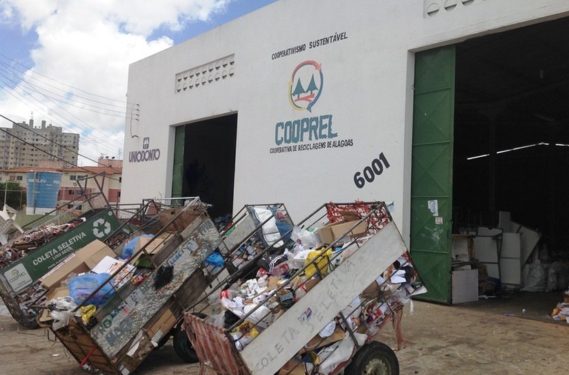 Justiça Federal faz parceria com Cooperativa de Recicladores de Alagoas