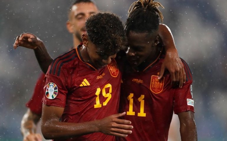 Eliminatórias da Euro: Espanha goleia por 7 a 1, e Portugal vence e segue 100%