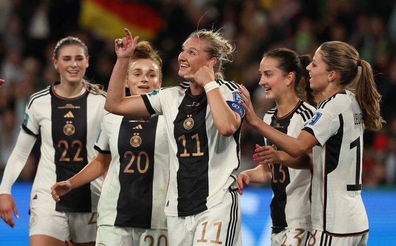 Alemanha aplica 6 a 0 no Marrocos, a maior goleada da Copa Feminina