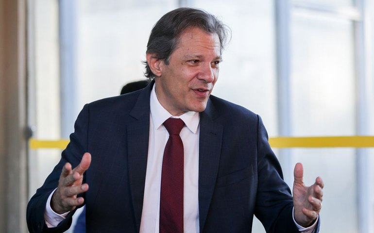 Alta da Selic estava prevista desde o fim do ano passado, diz Haddad