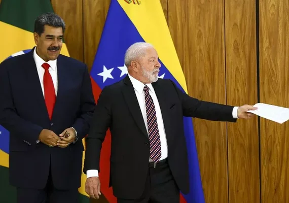 Lula e Maduro tratam de eleições na Venezuela no segundo semestre