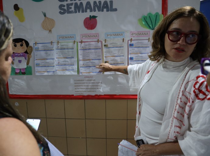 Fiscalização da EJAI: MPAL encontra escola suja e alunos sem transporte escolar em Maceió