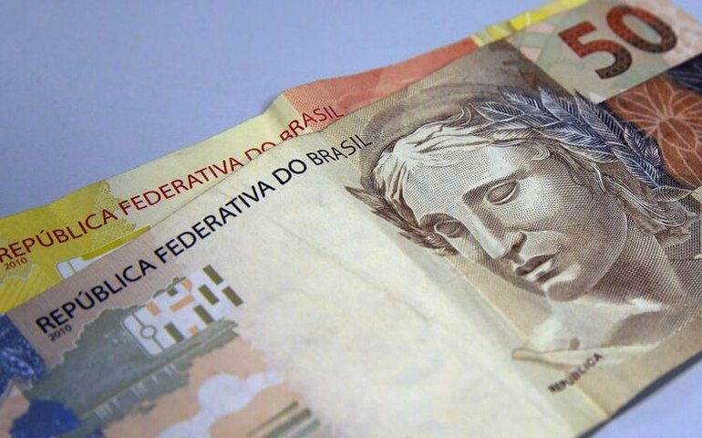 Caixa inicia pagamento do Auxílio Brasil