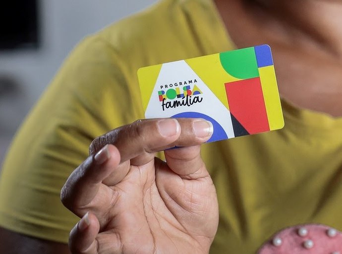 Caixa inicia pagamento do Bolsa Família nesta quinta-feira (12)