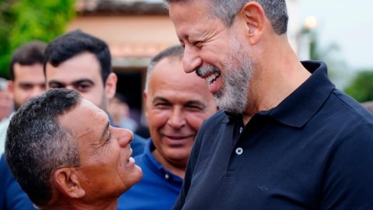 Arthur Lira é o parlamentar que mais recursos destinou para Alagoas em toda a história e está cada vez mais firme na disputa ao Senado em 2026