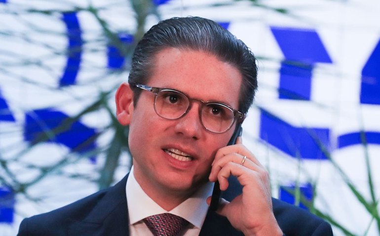 Motta: decisão que barrou Eduardo Bolsonaro em liderança foi técnica