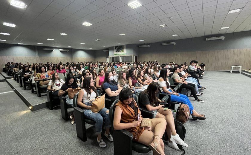 Uncisal recebe 350 novos estudantes em dez cursos de graduação