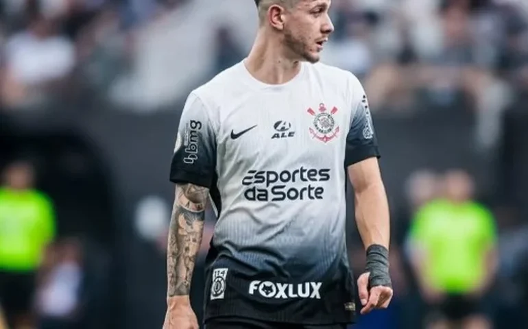 Garro admite insatisfação em 'perder' camisa 10 no Corinthians: 'Não me agradou'