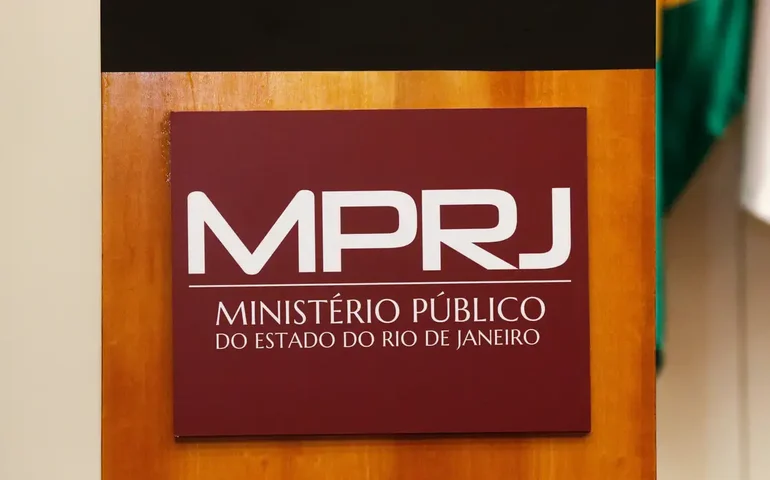 MPRJ faz ação para prender 22 policiais acusados de cobrar propina