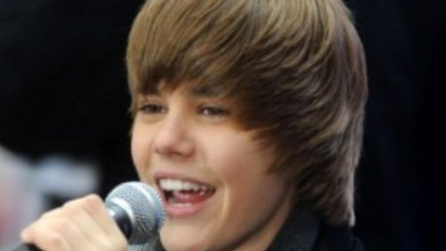 Justin Bieber fará teste de DNA para esclarecer rumores sobre paternidade