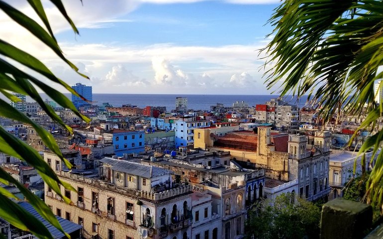 Em novas sanções, EUA miram empresa de mineração e presidente de Cuba