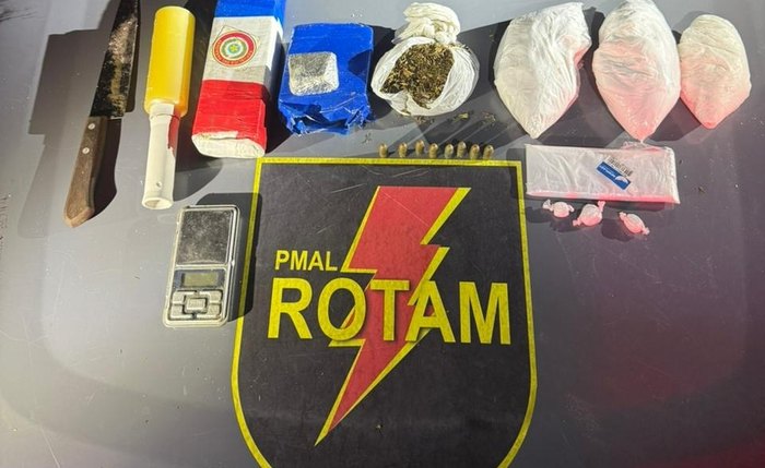 Equipes da Rotam apreenderam mais de um quilo de cocaína e 790 gramas de maconha Equipes da Rotam apreenderam mais de um quilo de cocaína e 790 gramas de maconha