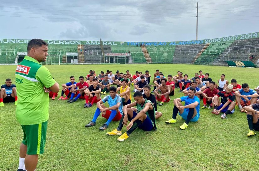 Departamento de Futebol do Coruripe escolheu 15 jogadores após conclusão da seletiva