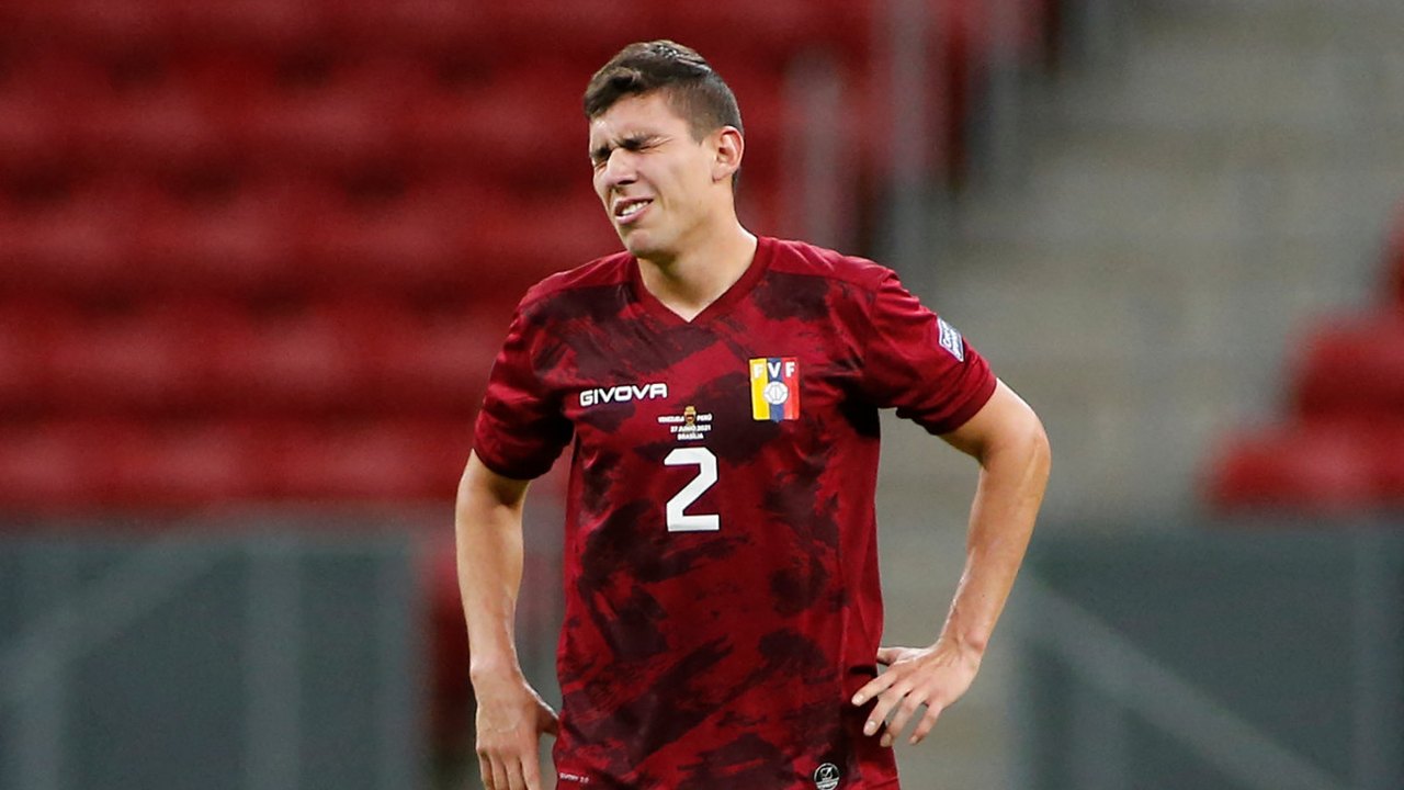 São Paulo anuncia a contratação do zagueiro venezuelano Nahuel Ferraresi