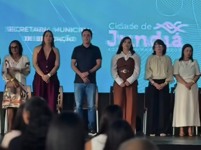 Jundiá: prefeito Jorge Galvão destaca importância da formação continuada na educação durante participação no Promove