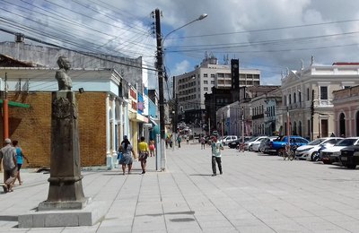Confira o que funciona durante o feriado estadual desta quinta-feira (16) em Penedo