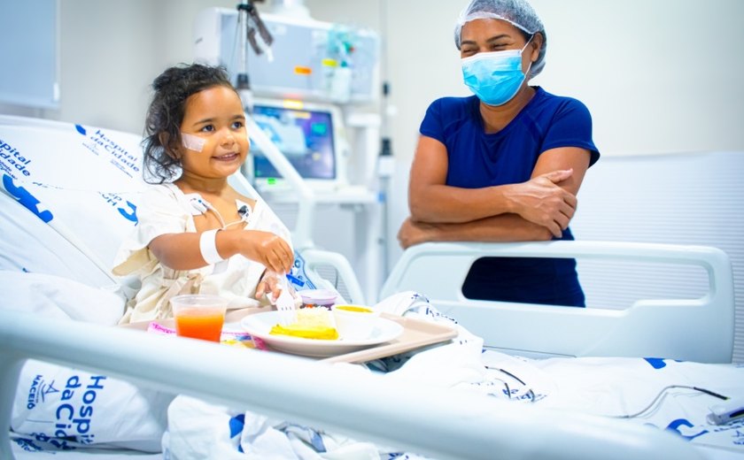 UTI pediátrica do Hospital da Cidade transforma rotina hospitalar em celebração na Semana da Criança