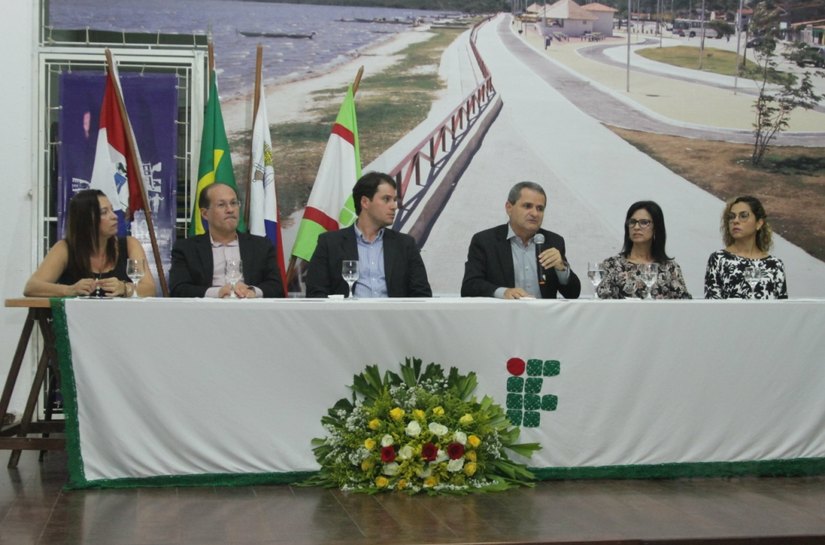Cacau participa da abertura do workshop de Gastronomia e Hospedagem