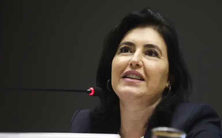 Tebet: Não passa pela cabeça do presidente nem da equipe econômica desvincular aposentadoria