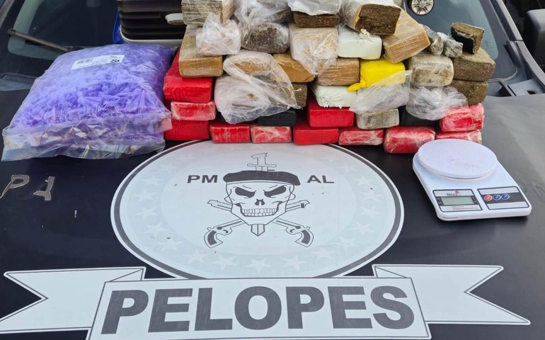 Polícia Militar apreende 24 quilos de maconha em Arapiraca