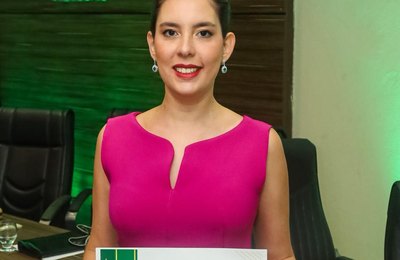 Advogada Cristiana Maya toma posse como conselheira da ABMCJ e reforça atuação em defesa das mulheres advogadas